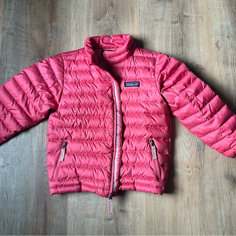 Patagonia down sweater 5t pink